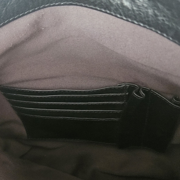 Latico Genuine Leather Adjustable Strap Shoulder Bag/Crossbody - Picture 8 of 8